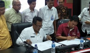 IMG-20180322-WA0036 Penandatangan kesepakatan aset tanah oleh Sekdako Pinang Riono dan pihak Umrah