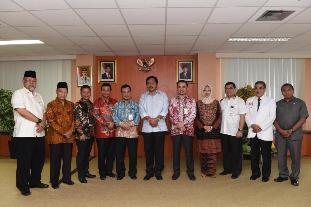 Gubernur Kepri Menghimbau Hindari Politik Provokasi - Meja 