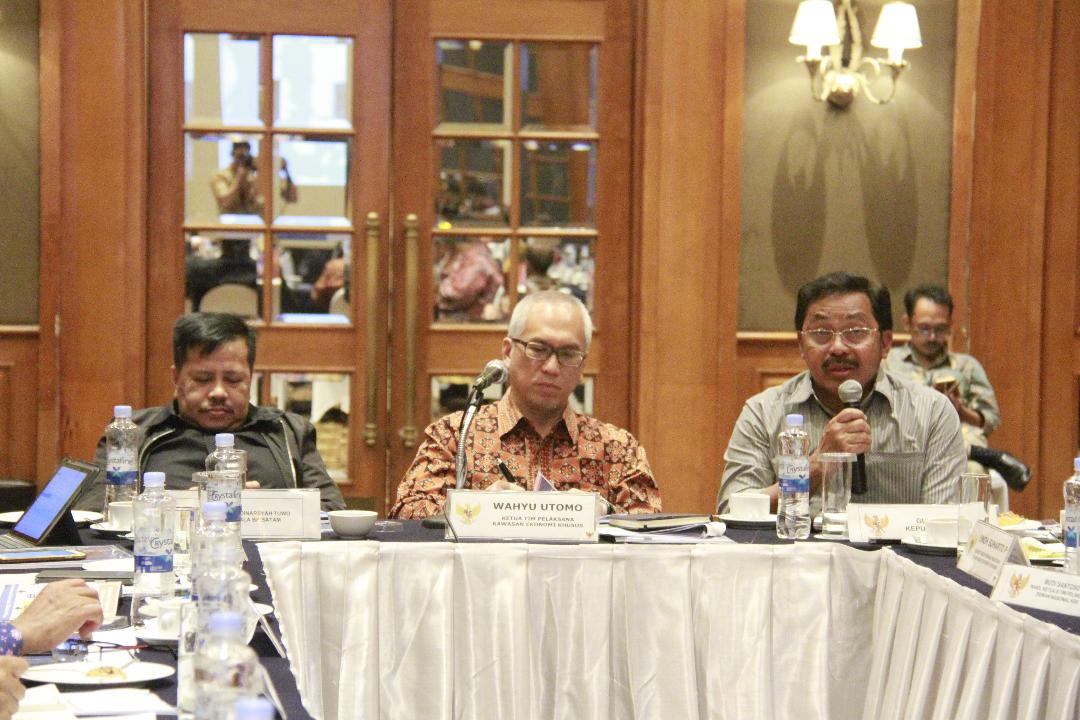 Gubernur Kepri, Nurdin Basirun, menghadiri Pembahasan Pembentukan Kawasan Ekonomi Khusus (KEK) Nongsa dan Tanjungsauh di Hotel Aryaduta, Jakarta, Kamis (26/4)