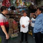 Gubernur Ajak Pelaku Pasar Bantu Kaum Ibu Tenang Beribadah