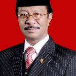 Ketua DPRD Kepri, Jumaga Nadeak