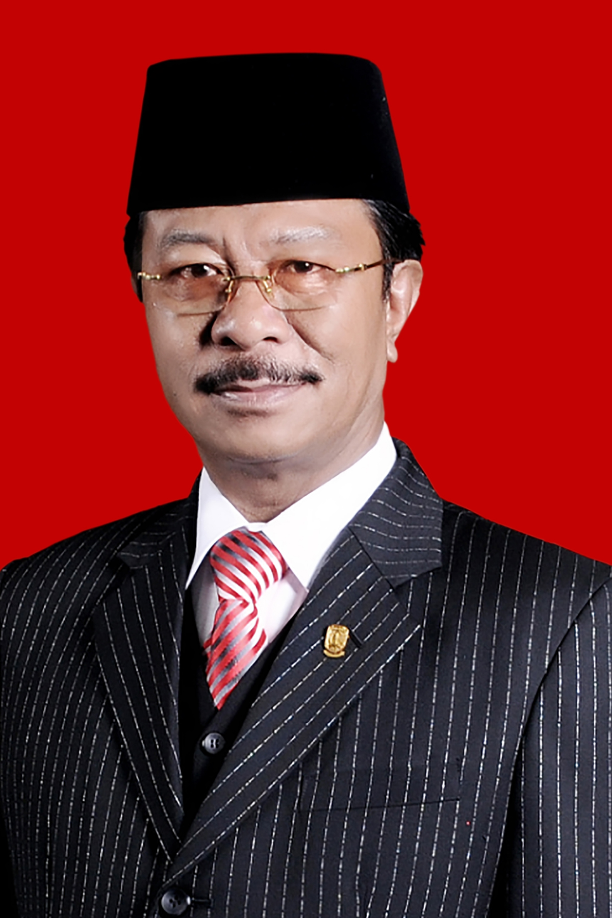 Ketua DPRD Kepri, Jumaga Nadeak
