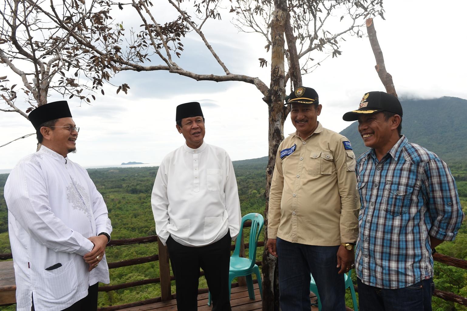 Wakil Gubernur H Isdianto memberi perhatian serius bagi pengembangan pariwisata di Natuna