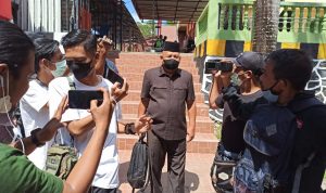 Syamsul Bahrum usai menjalani pemeriksaan