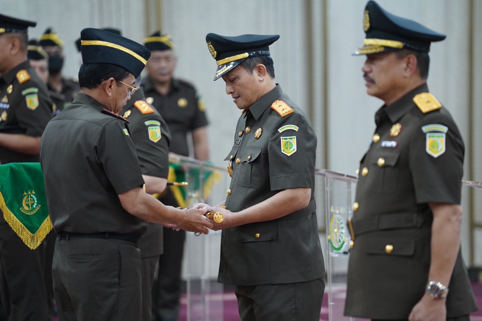 Jaksa Agung Lantik Kajati Jabar, Bali dan Kepri