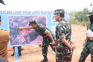 Pangkoopsud I Marsda TNI Bambang Gunarto Tinjau Rencana Pembangunan Sarpras Lanud RHF