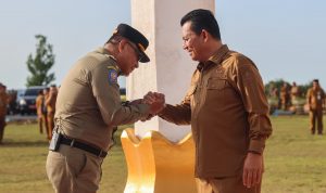 Gubernur Ansar Pimpin Apel ASN di Awal Tahun 2024 Gubernur Ansar Pimpin Apel ASN di Awal Tahun 2024