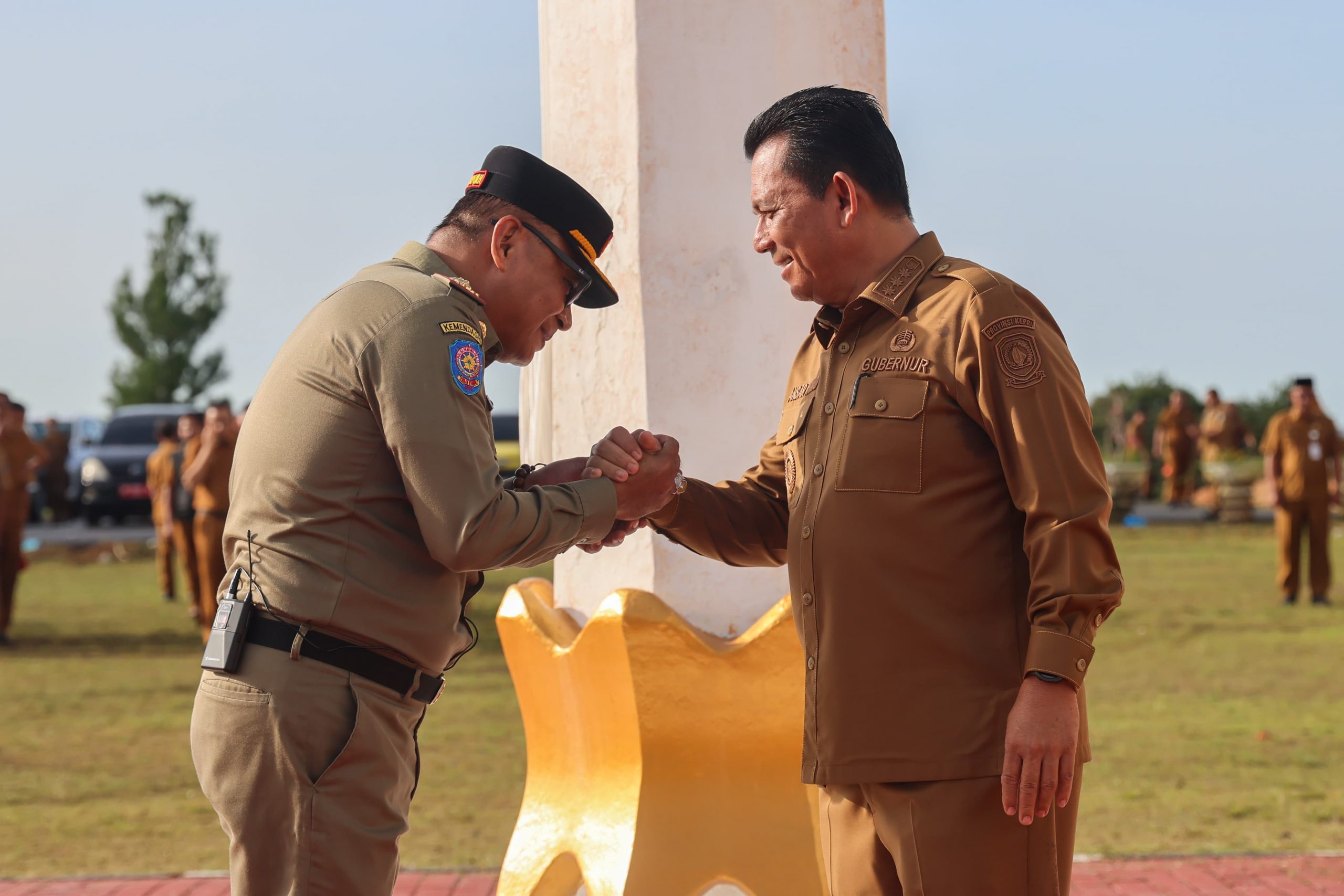 Gubernur Ansar Pimpin Apel ASN di Awal Tahun 2024