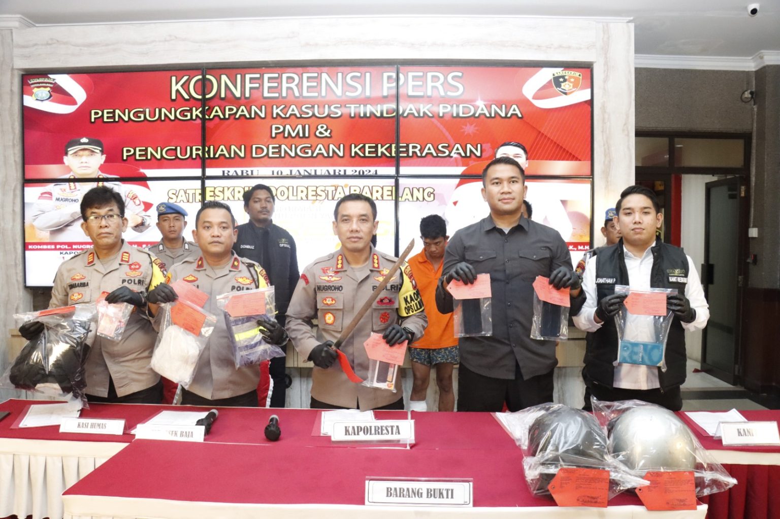 Polisi Ungkap Perampokan Apotek Kimia Farma di Batam, 2 Pelaku Diringkus dalam 24 Jam