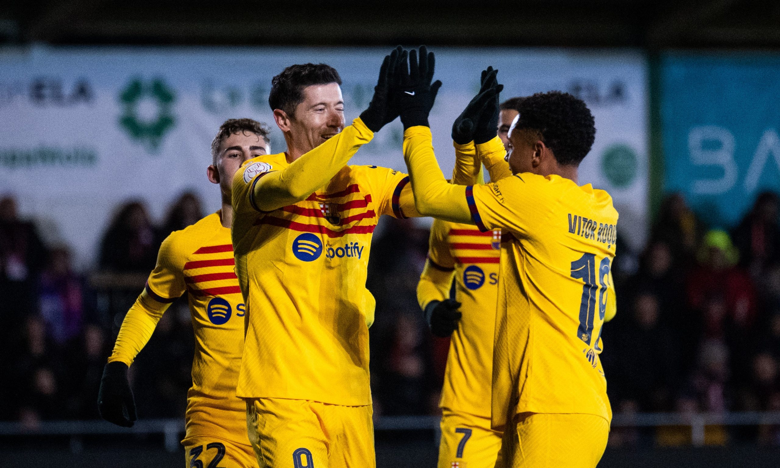 Barcelona Lolos Dramatis ke 16 Besar Copa del Rey, Lewandowski Selamatkan Blaugrana